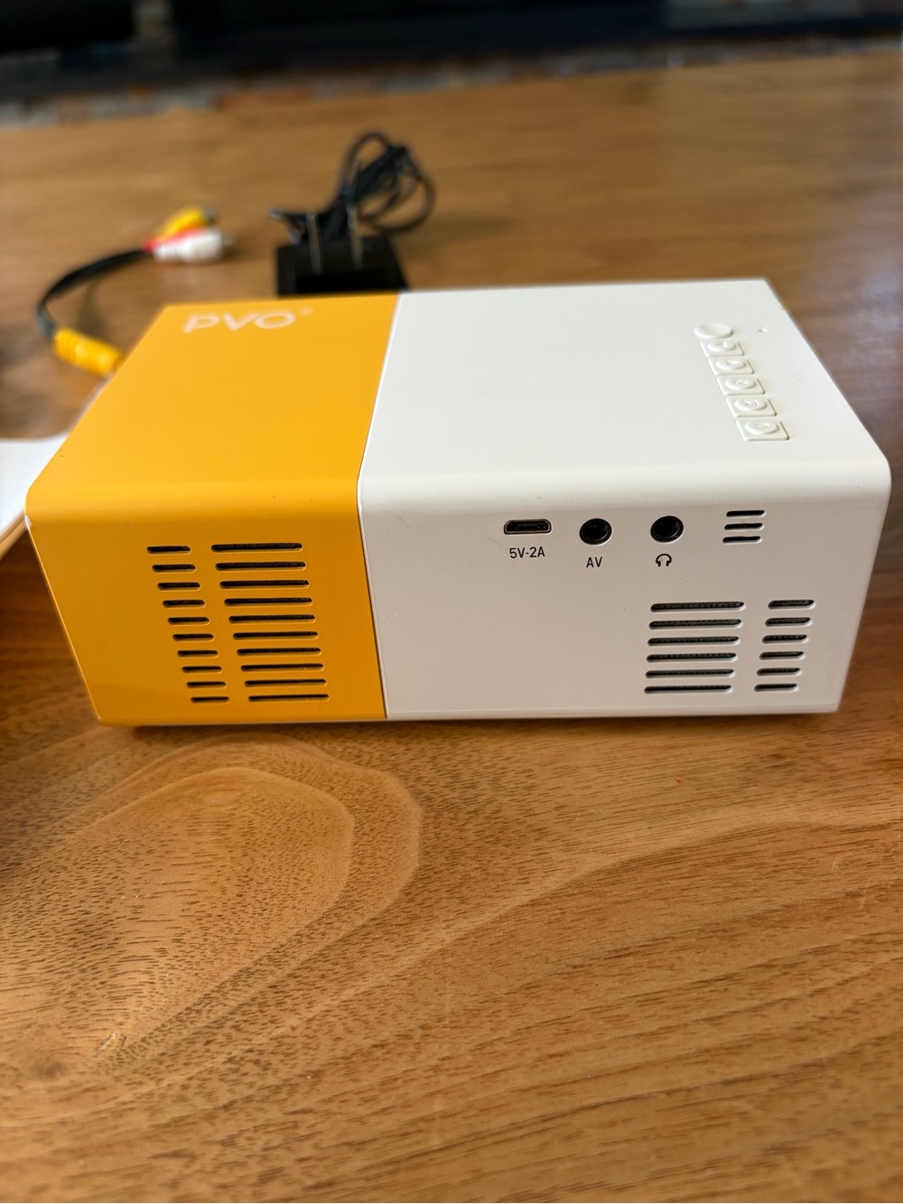 PVO Mini LED Projector - Picture 13 of 14